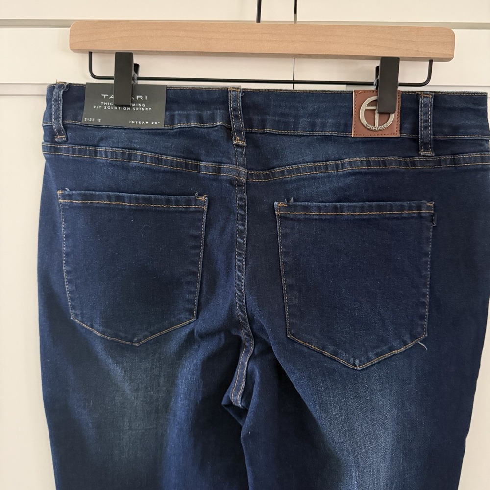 NWT Tahari Jeans Womens Sz 12 GIA Thigh Slimming Ankle Skinny Stretch Denim - Picture 3 of 14